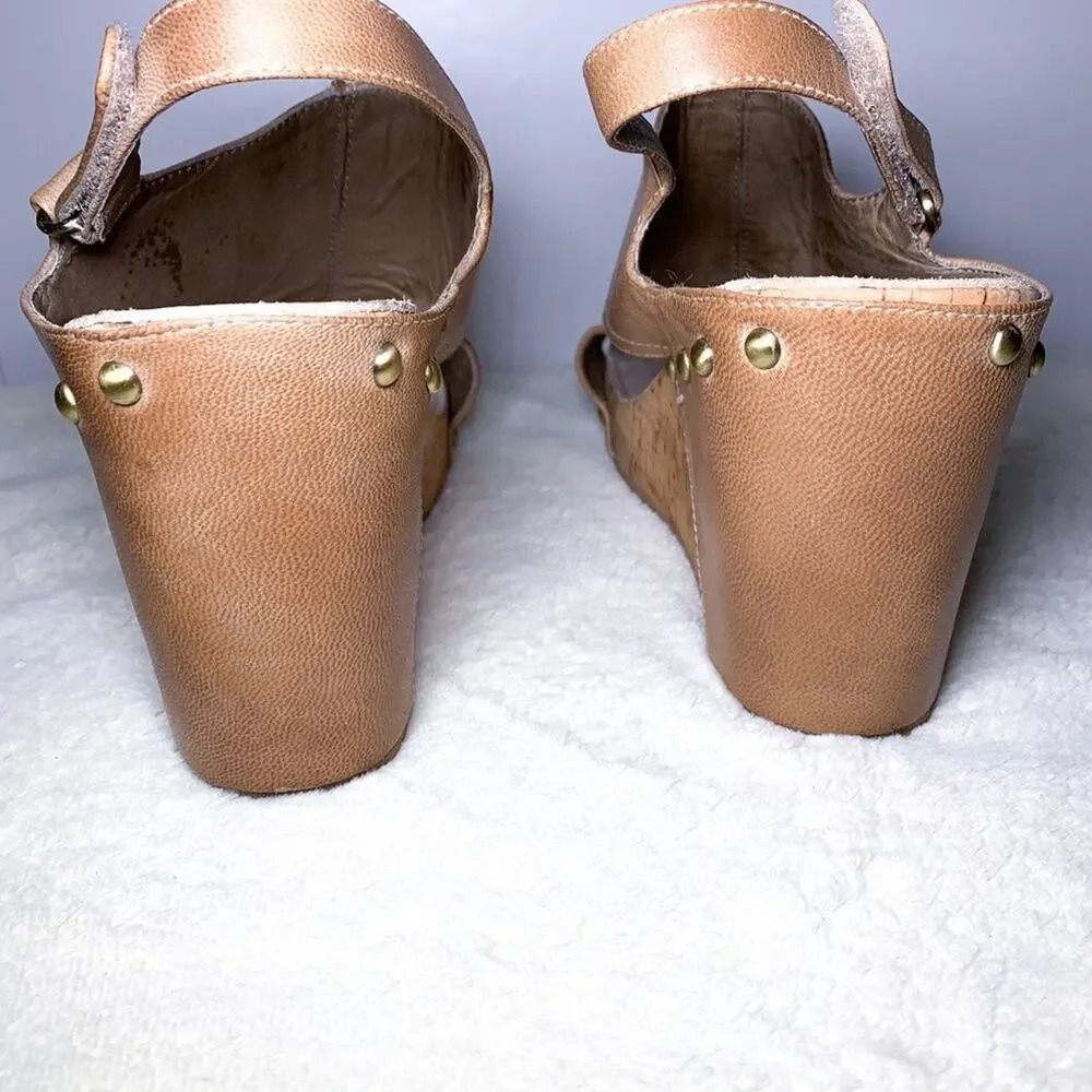 ANTELOPE 724 Hi Brush Leather Zip Wedge Cork Sandals in Tan Size 40